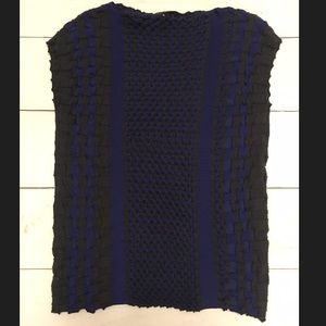 Black and Blue Füsun Sleeveless Top